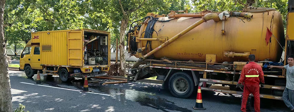 下水道疏通,潜水作业,清洗,化粪池,污水池,工业废污环保处置, 下水道疏通,潜水作业,清洗,化粪池,污水池,工业废污环保处置,