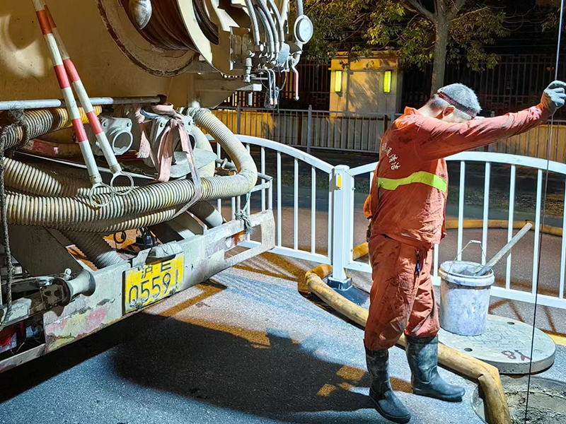 管道清洗清理污泥