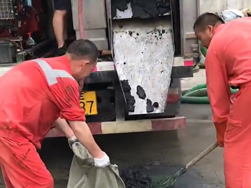 污泥脱水压缩压干-下水道疏通,潜水作业,清洗,化粪池,污水池,工业废污环保处置,