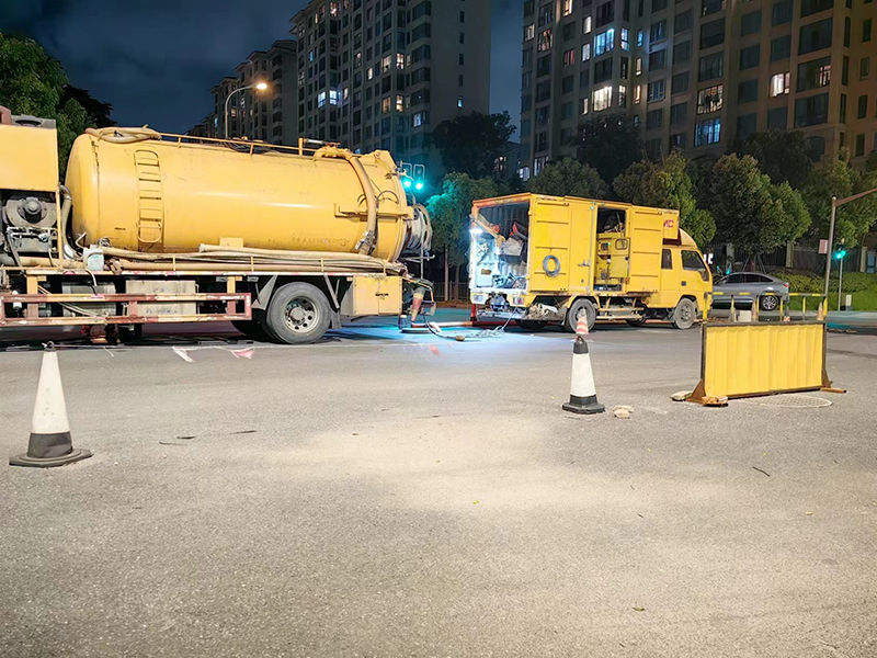 设备展示-下水道疏通,潜水作业,清洗,化粪池,污水池,工业废污环保处置,